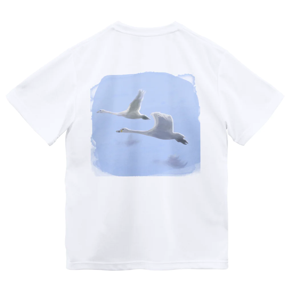 月夜のタツノオトシゴのSwan Lake ドライTシャツ