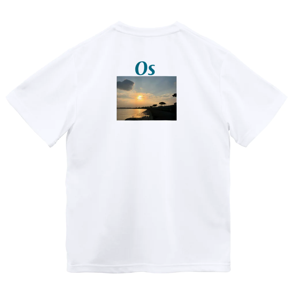 oki_sceneryのおーえす青文字両面海中道路 ドライTシャツ