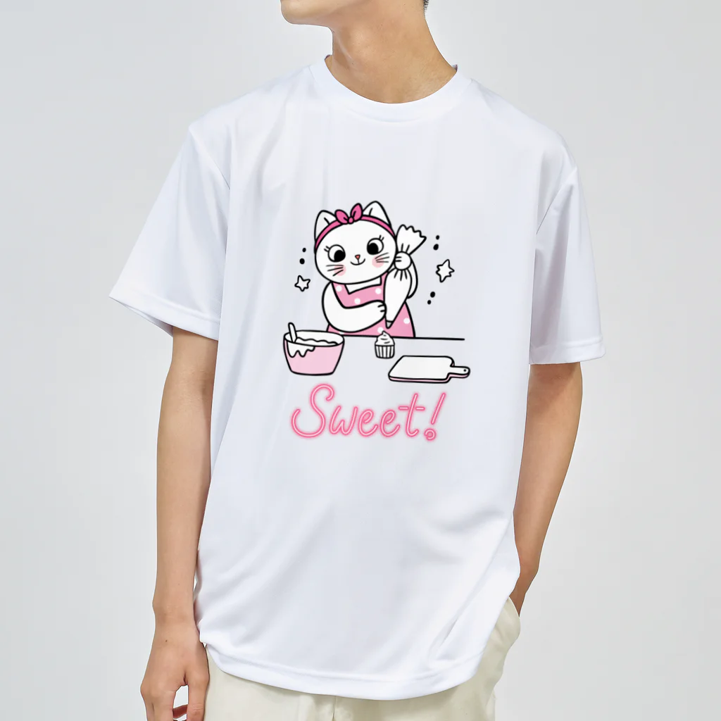 LoveAnimalの猫　お菓子づくり ドライTシャツ