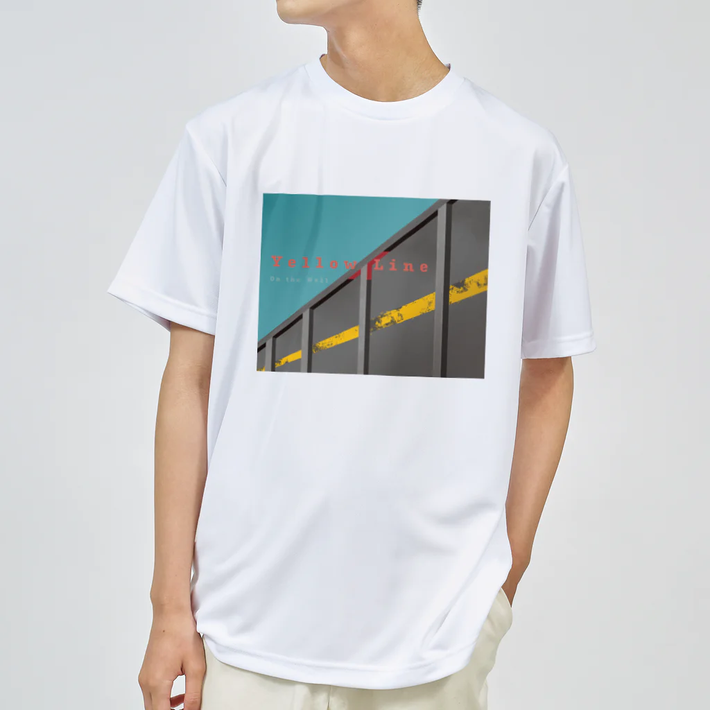 シマシマさぼてんのYellow Line on the Wall ドライTシャツ