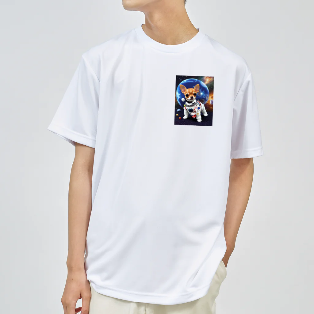 Pet_Charmの宇宙服を着たチワワ ドライTシャツ
