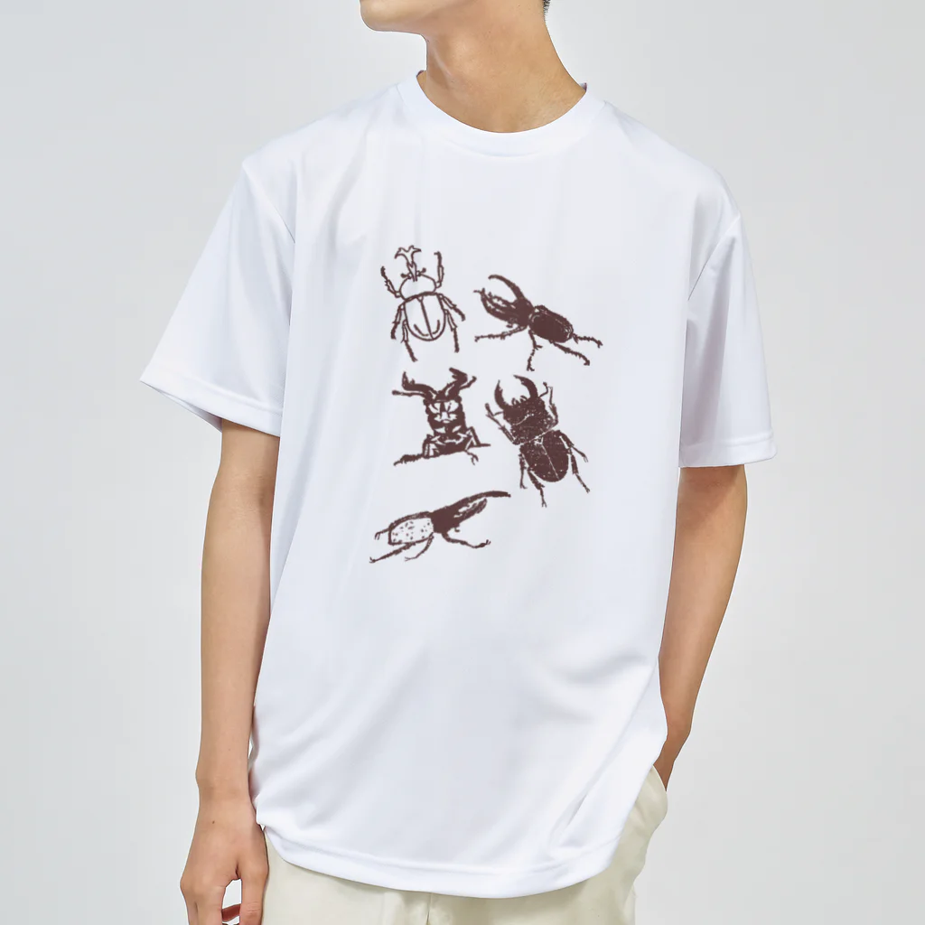 23_drawingのカブトムシとクワガタ Dry T-Shirt