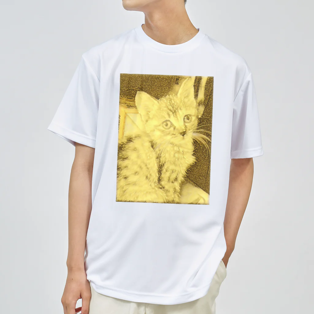 金色猫のキラキラネコ ドライTシャツ