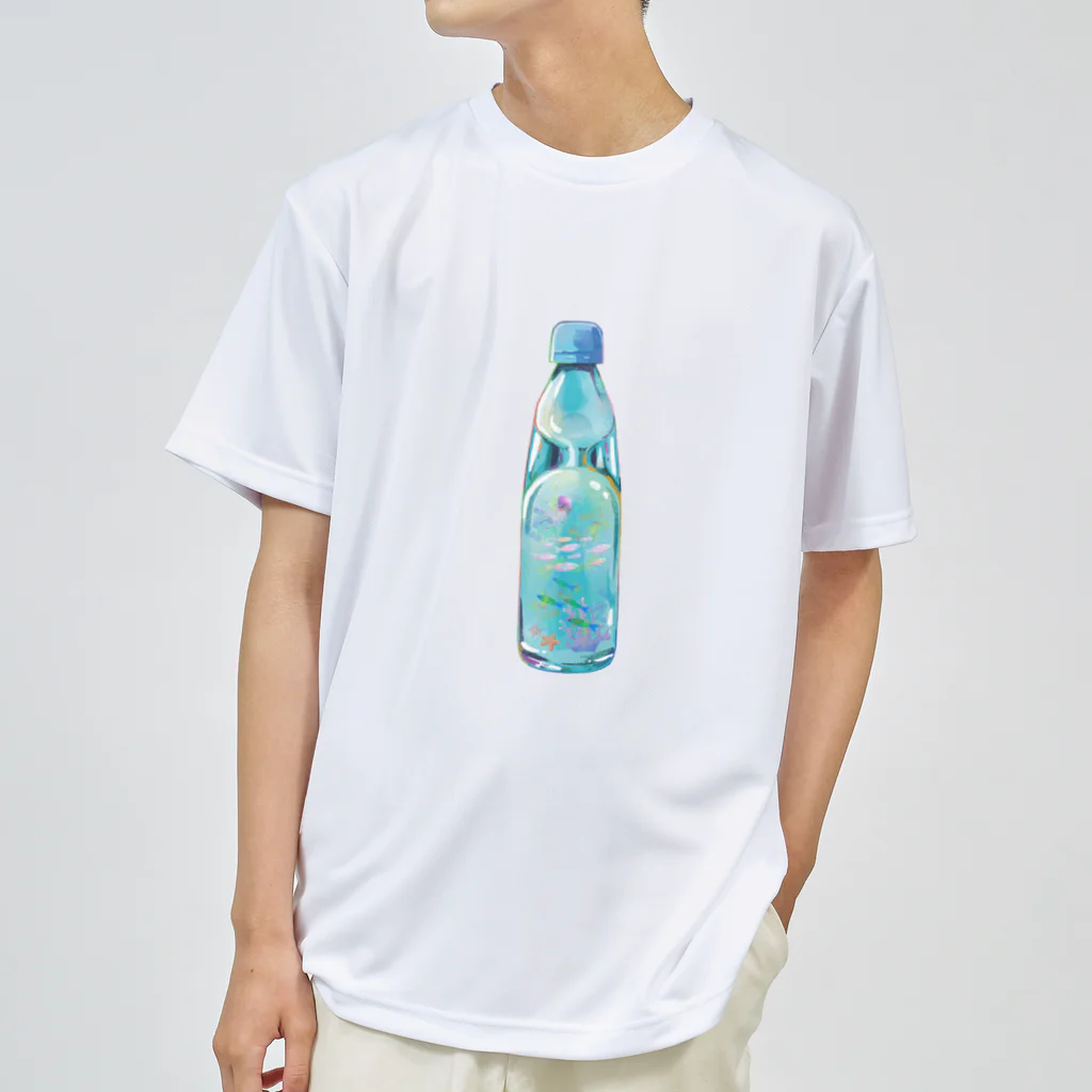 r.s.gardenのラムネ瓶の小さな海 Dry T-Shirt