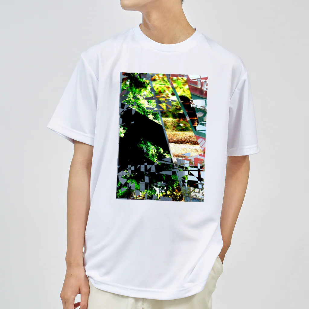 Link Creation online SHOPのAn emotional decision Dry T-Shirt