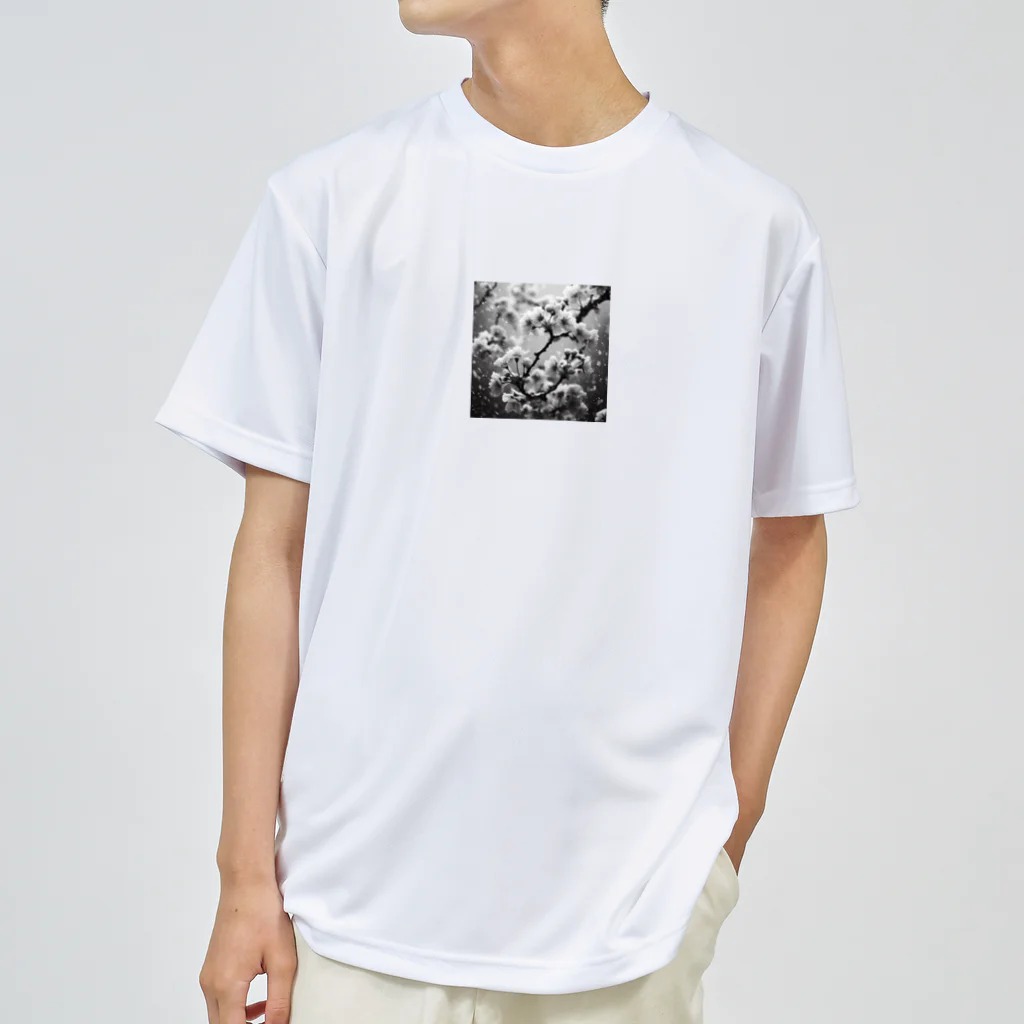 桜ですの桜 Dry T-Shirt