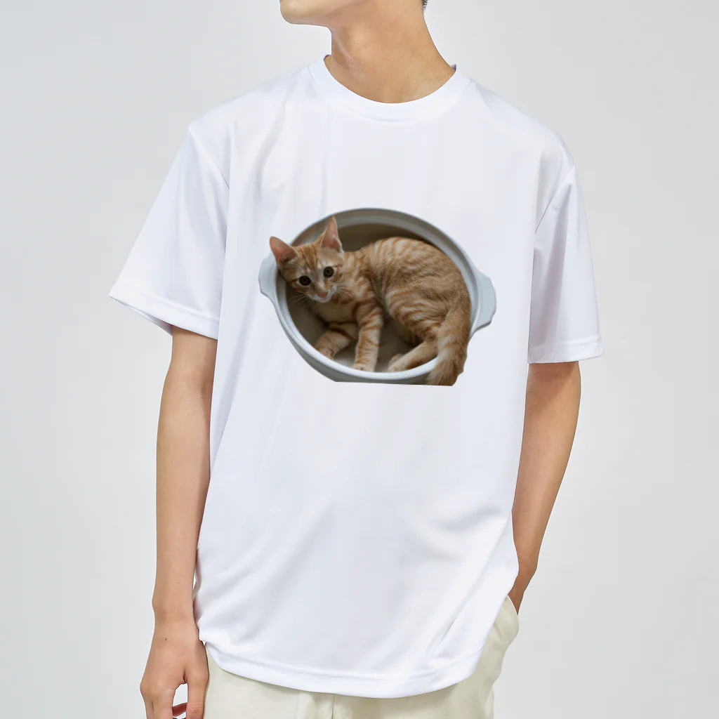 sorabellのねこ鍋 ドライTシャツ