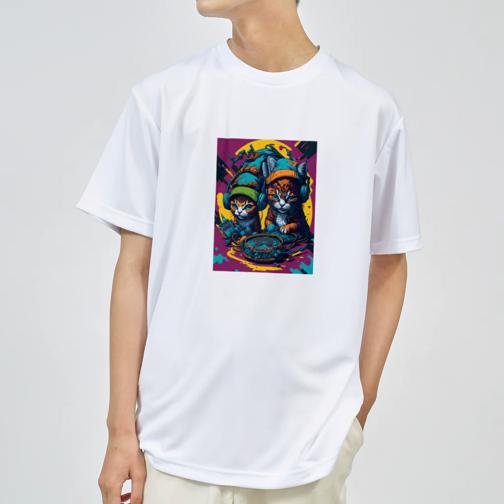 elelelのMusic cat Dry T-Shirt