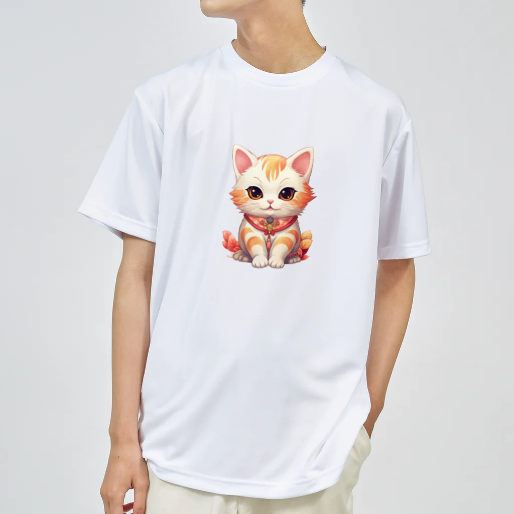 日向ぼっこの縁起猫 ドライTシャツ