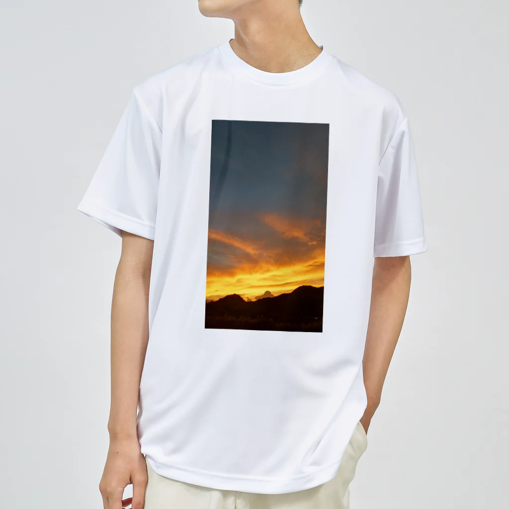 suzurinngの夕焼けスケッチ Dry T-Shirt