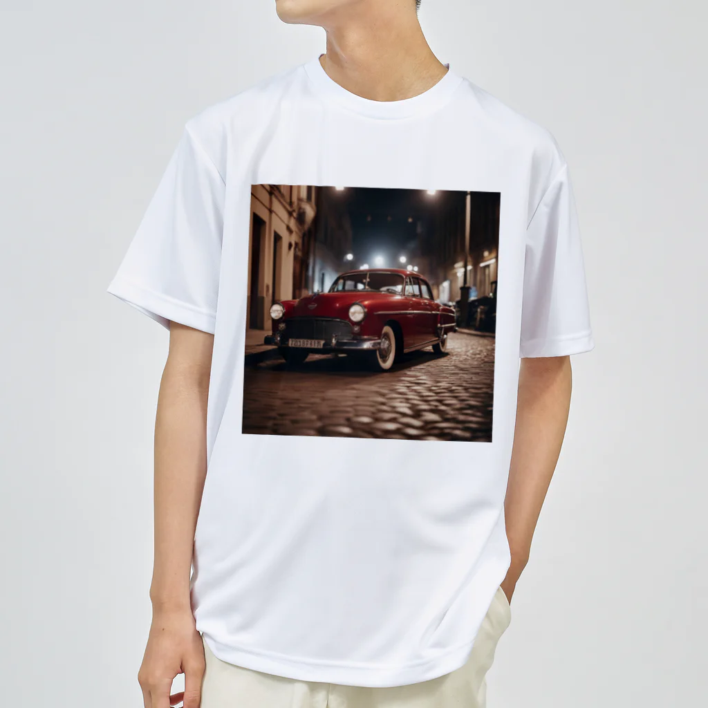 DISNのレトロな車 Dry T-Shirt