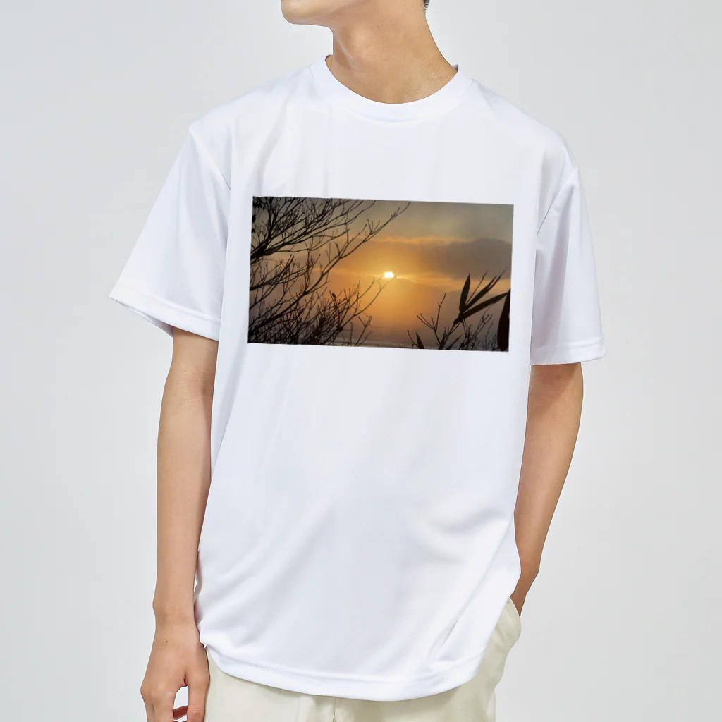 Hoai.art.jpの初日出2024 Dry T-Shirt