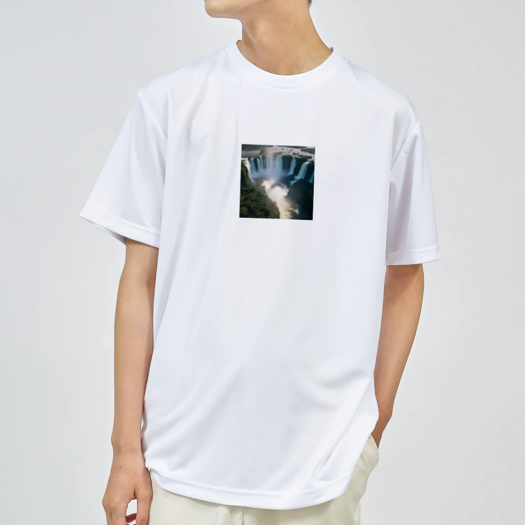 metametamonnのアルゼンチンのイグアスの滝 Dry T-Shirt