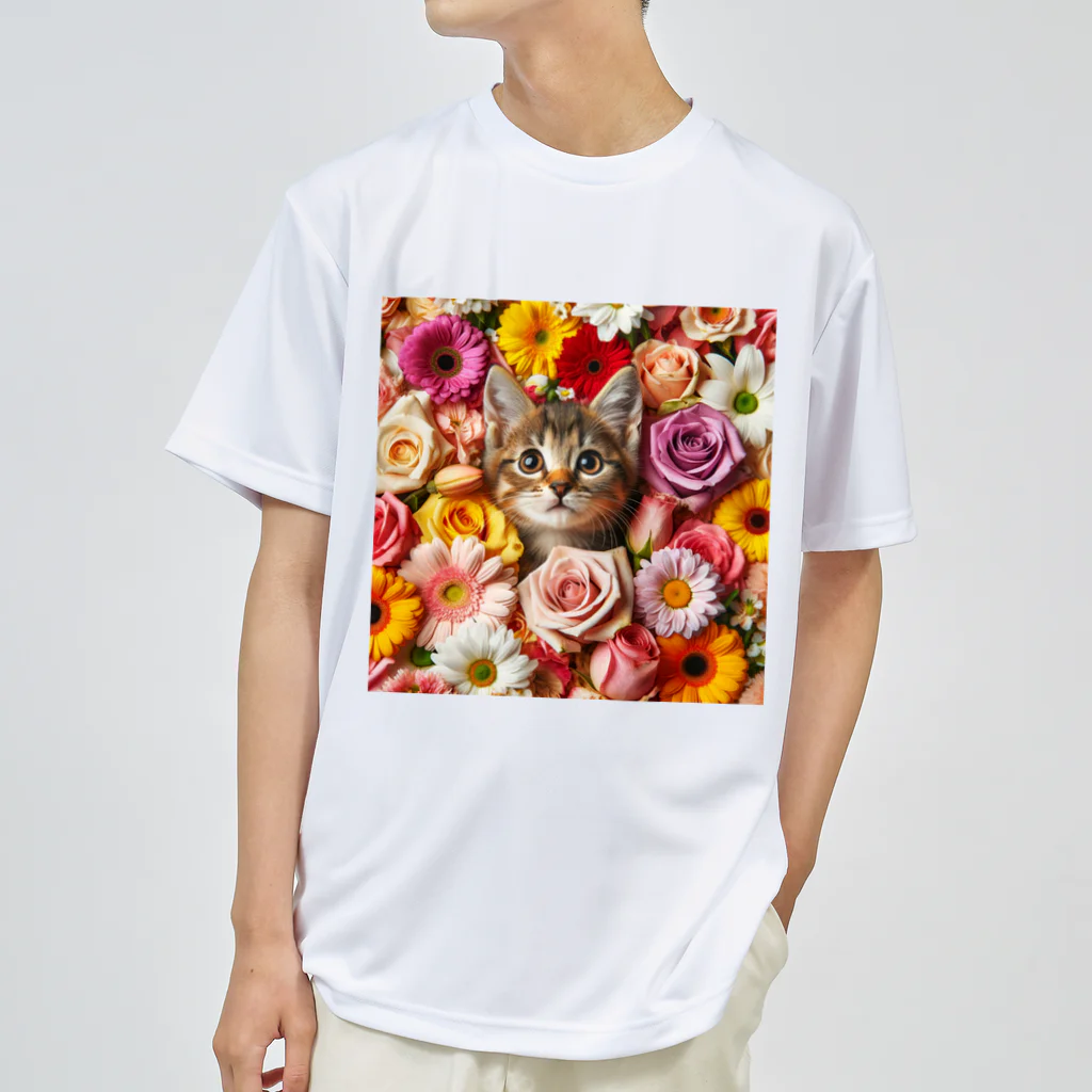 IloveCatの美しい花々と可愛らしい子猫 Dry T-Shirt