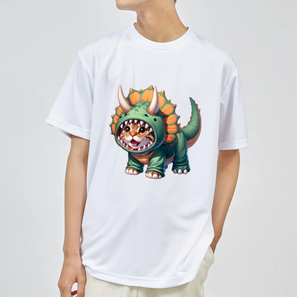 IloveCatのトリケラトプスのフードを被った子猫 Dry T-Shirt