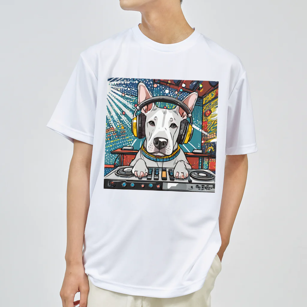 Bull Terrier ParadeのDJヴィンセント ドライTシャツ