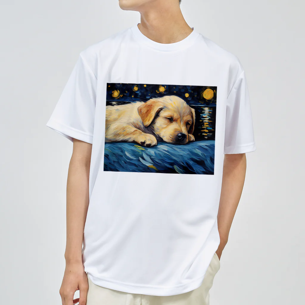 Dog Art Museumの【星降る夜 - ラブラドールレトリバー犬の子犬 No.2】 ドライTシャツ
