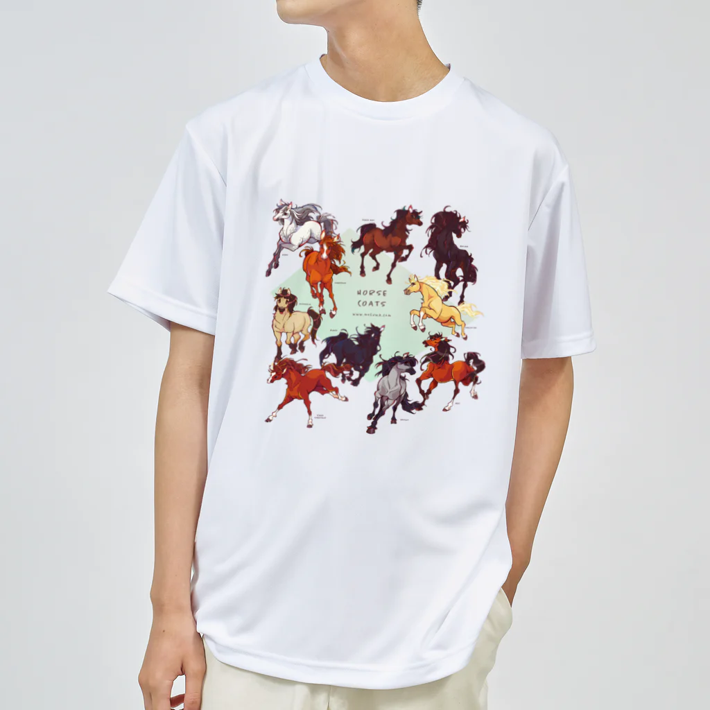 mofuwaのHORSE COAT Dry T-Shirt