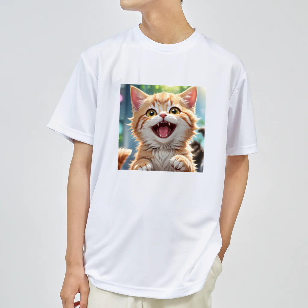 f-koroのかわいい笑顔がたまらない子猫 Dry T-Shirt