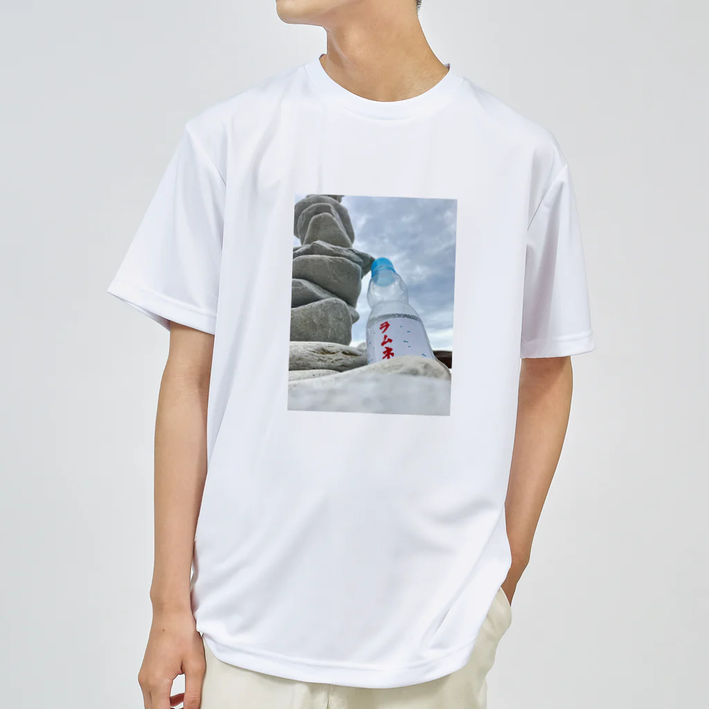 Nekoneko_fox56の浄土ヶ浜のラムネ Dry T-Shirt