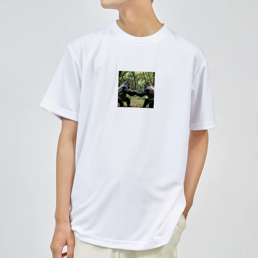 animalzの仲間意識満載のかわいいゴリラたち🦍  Dry T-Shirt