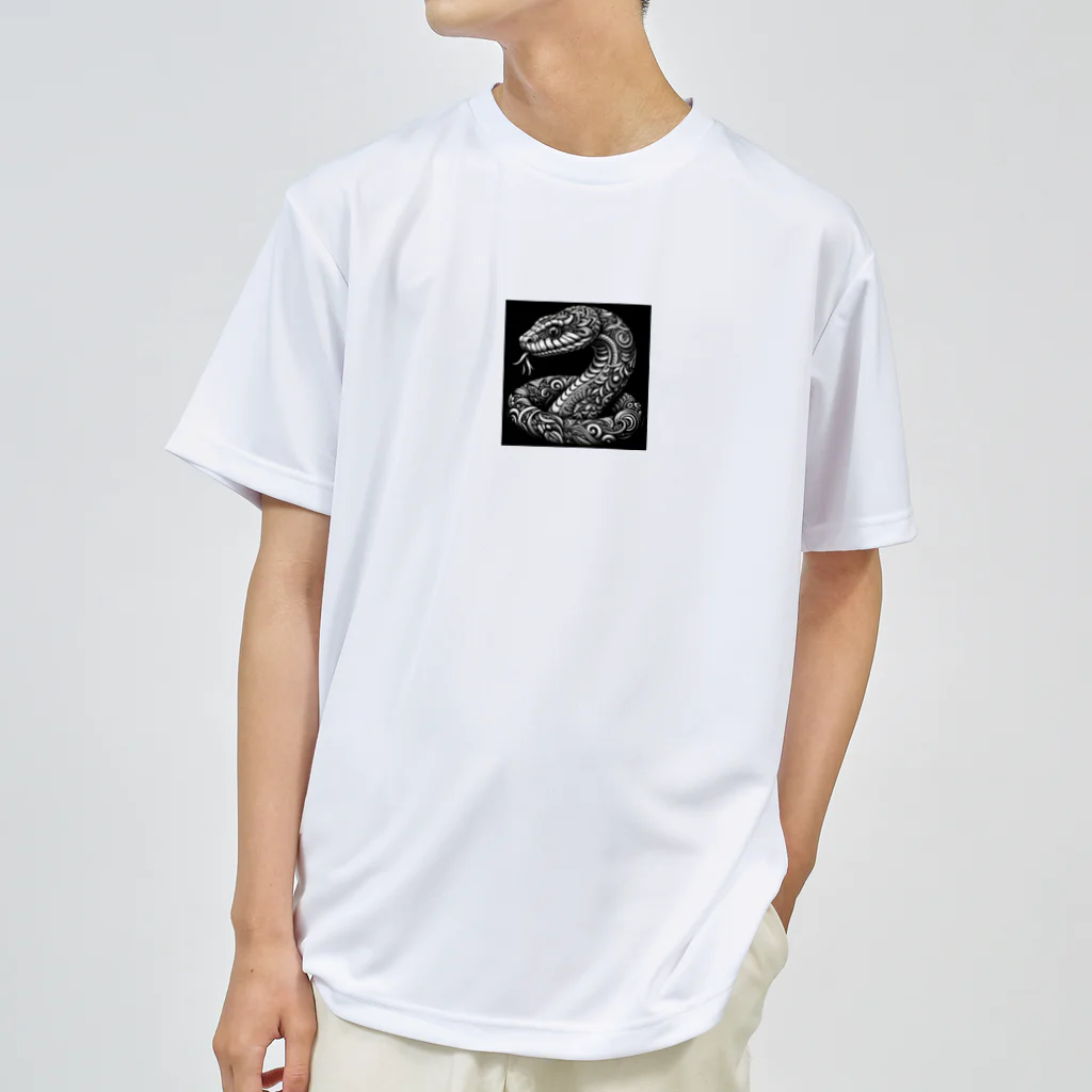 Bonmaru☆ぼんまるのモノクロ蛇のタペストリー ドライTシャツ