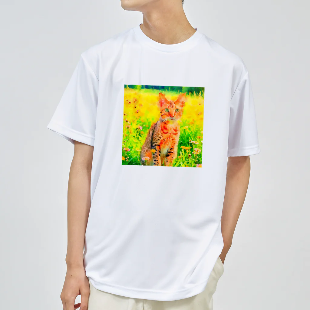 猫好きの谷の猫の水彩画/花畑のオシキャットねこのイラスト/キジトラネコ Dry T-Shirt