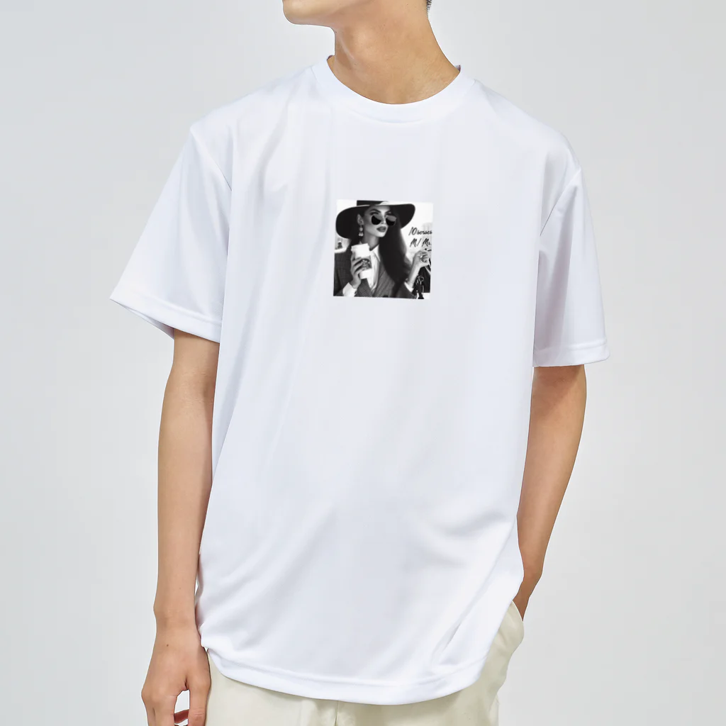 kou's shopの海外ガールのグッズ Dry T-Shirt