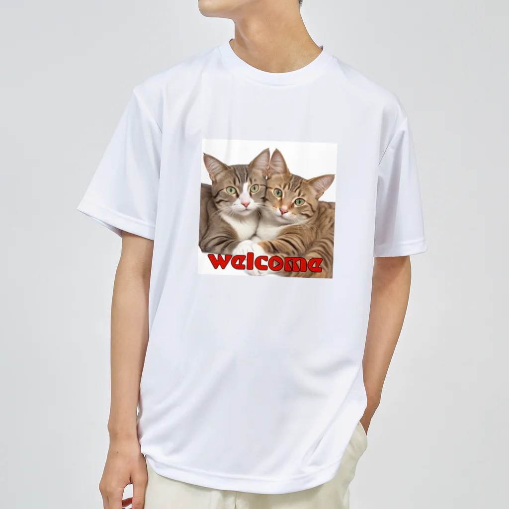 kk-welcomeの仲良しトラ猫兄弟 ドライTシャツ