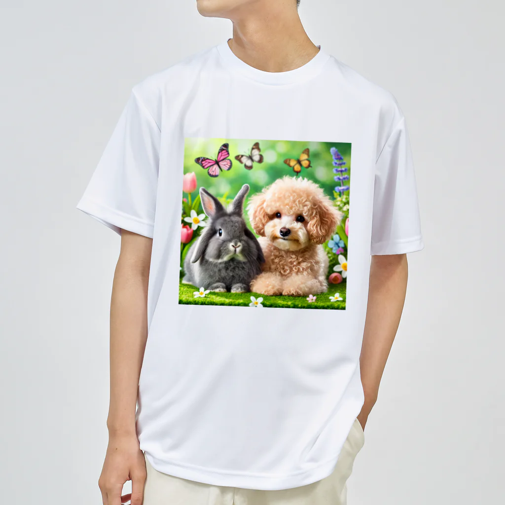 hachitaroのうさぎのネザーランドドワーフと犬のトイプードル Dry T-Shirt