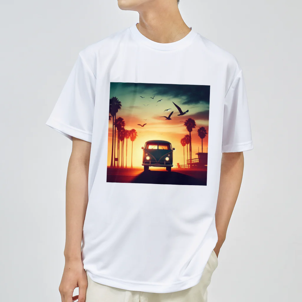 aircooled3のレトロなワーゲン 夕暮れビーチ 2 ドライTシャツ