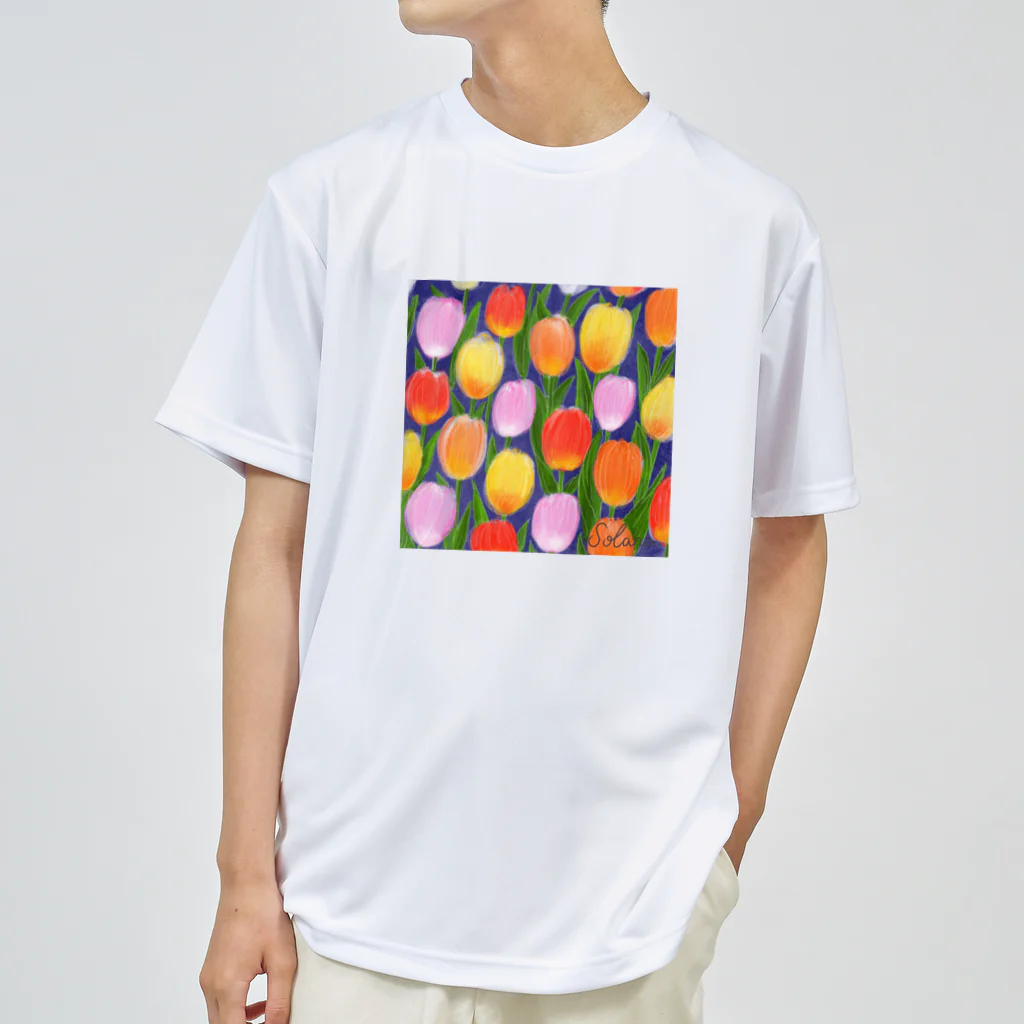 SolanaのTULIP Dry T-Shirt