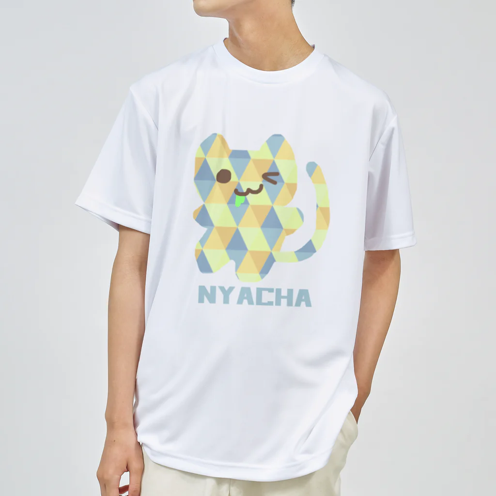 NYACHA&BOOCHAのさんかくガラガラにゃーちゃ、 ドライTシャツ