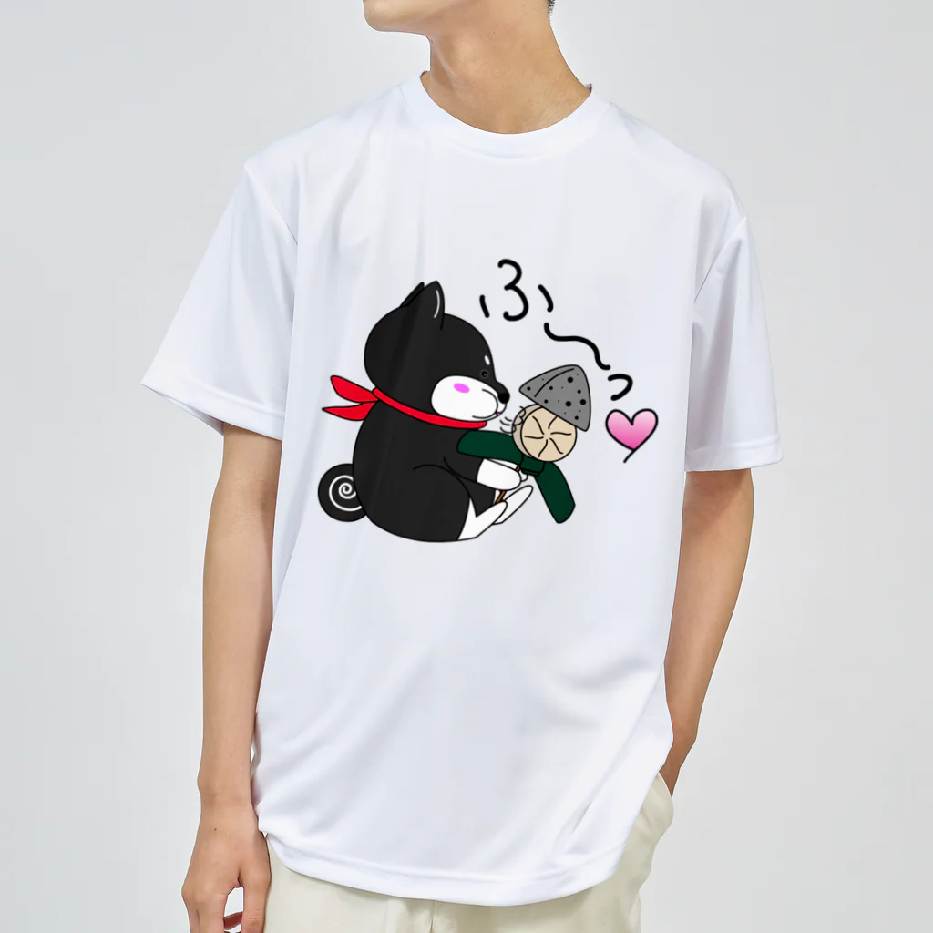 黒柴の梅吉でやんすのちゃっぶい季節にはおでんが1番！ ドライTシャツ