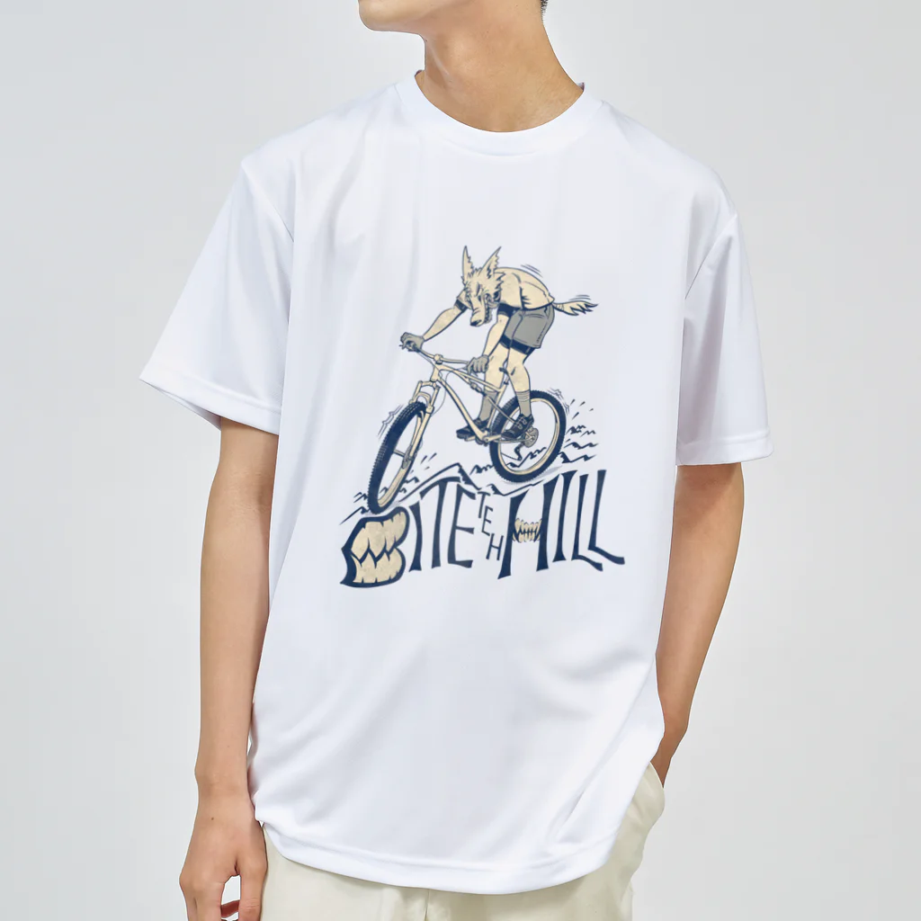 nidan-illustrationの"BITE the HILL" ドライTシャツ