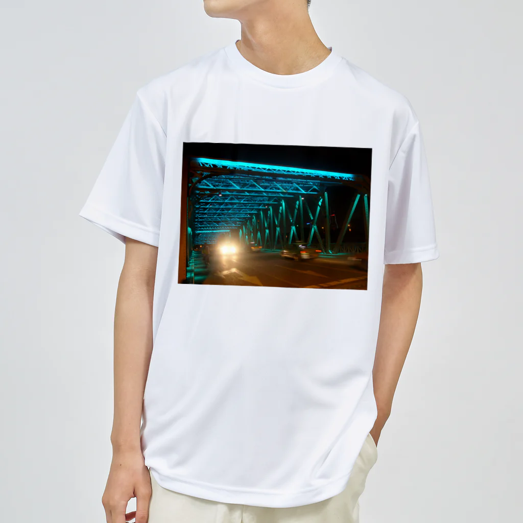 月華のMidnight Bridge ドライTシャツ