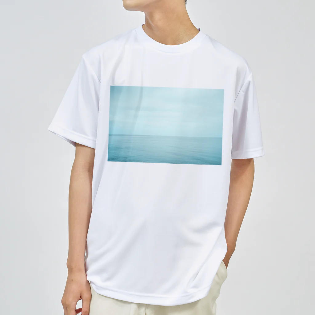 guu.の海１ ドライTシャツ