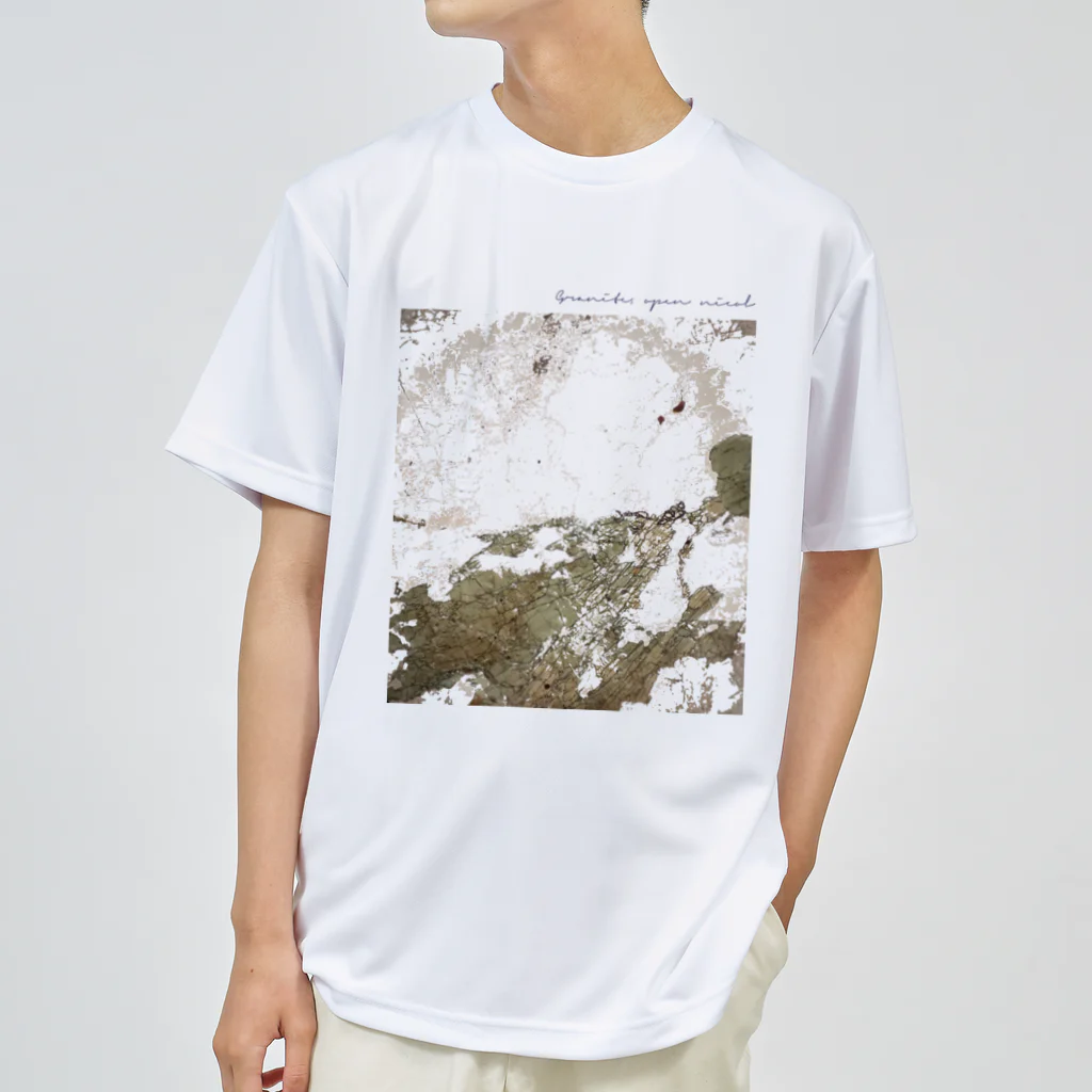 縞々田の薄片 花崗岩2 オープン Dry T-Shirt