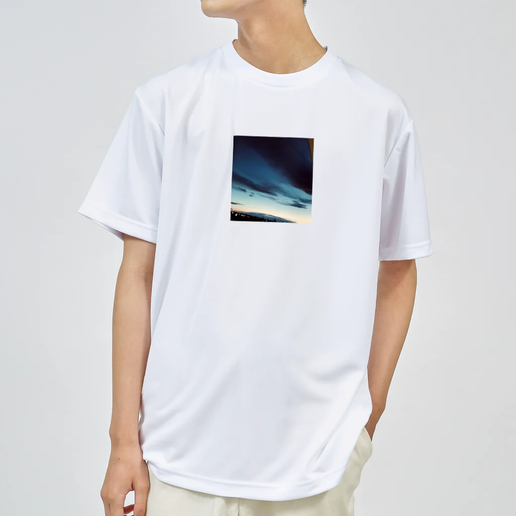 お風呂の夕焼け空2 Dry T-Shirt