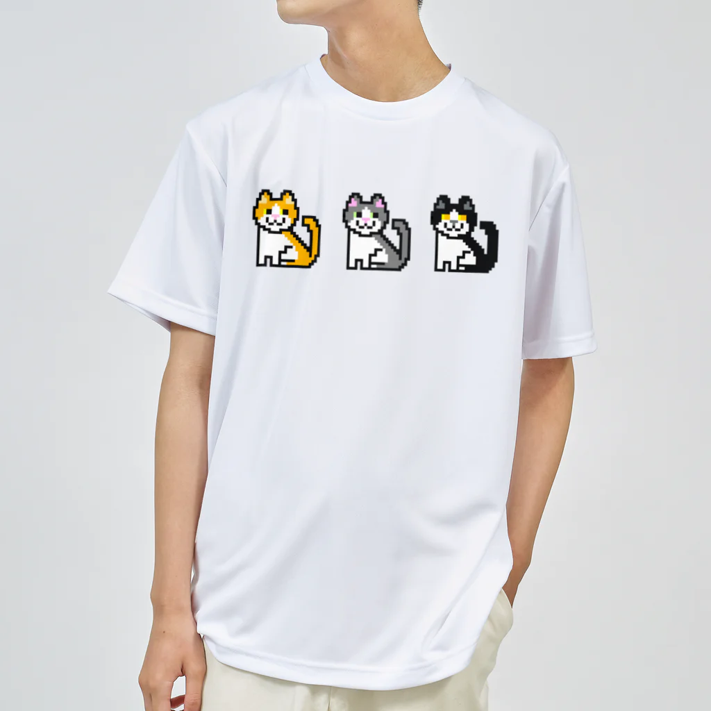 ねころぽん【ドット】のハチワレ猫ちゃんズ ドライTシャツ