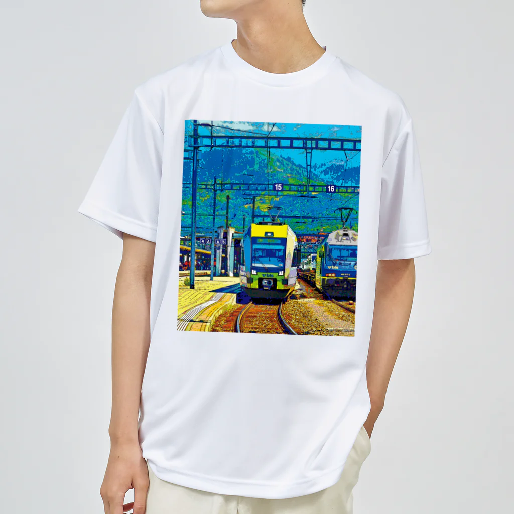 GALLERY misutawoのスイス シュピーツの駅 Dry T-Shirt