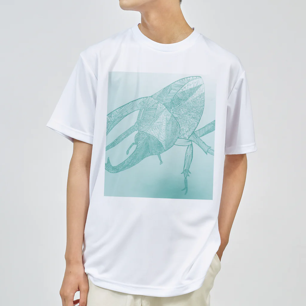 LeafCreateのグラントシロカブトな模様　 ドライTシャツ