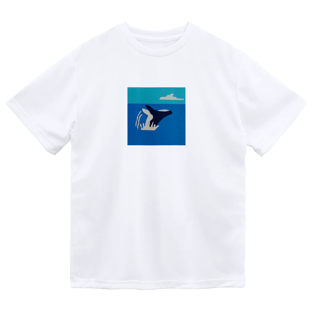 gentianのクジラさん ドライTシャツ