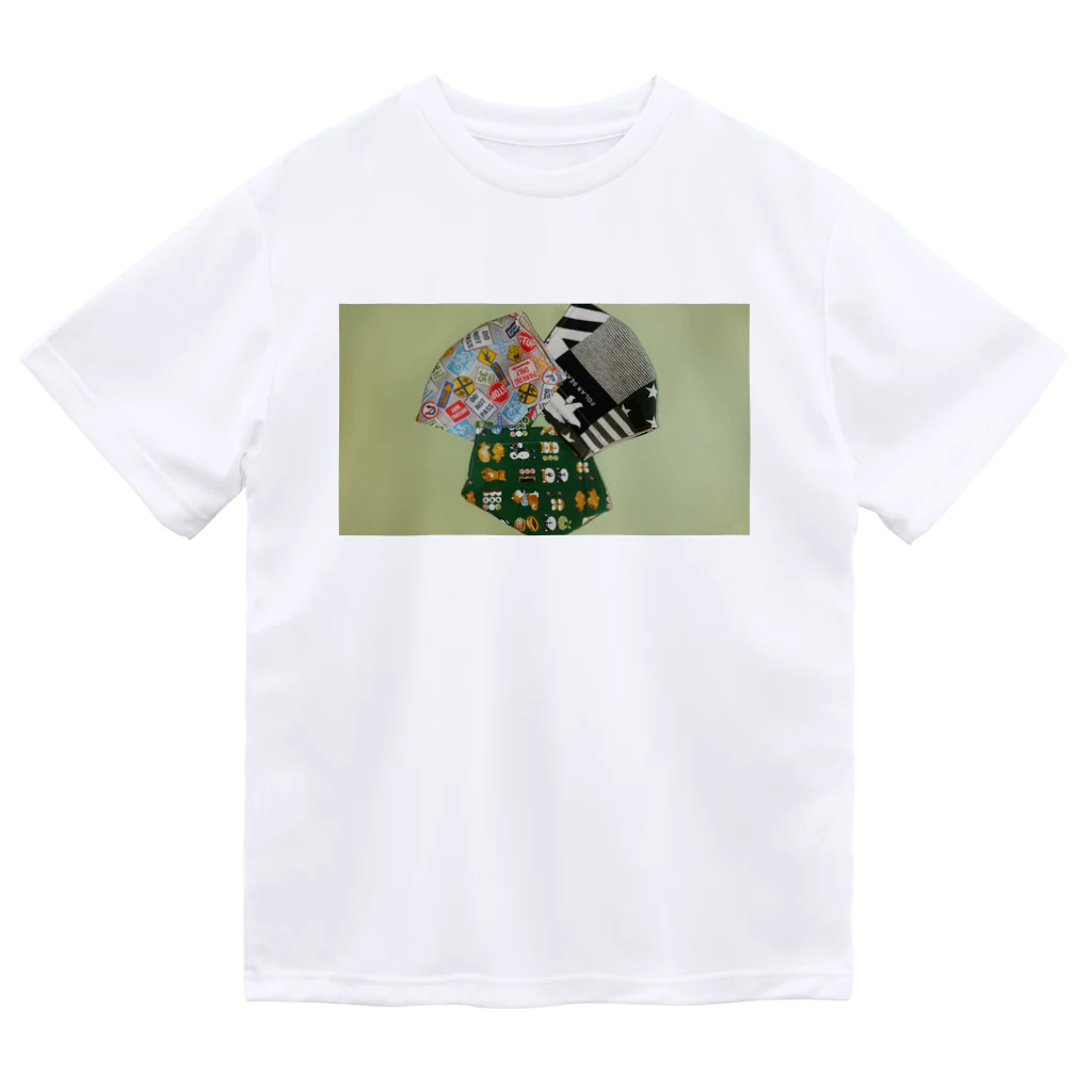 satochanのマスクの花 Dry T-Shirt