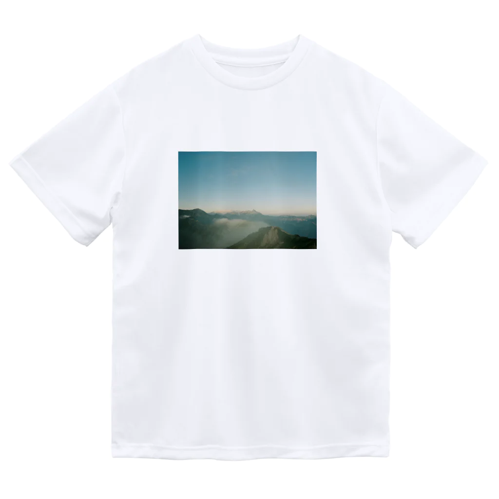 Somewhere goodの槍ヶ岳をみた日 Dry T-Shirt