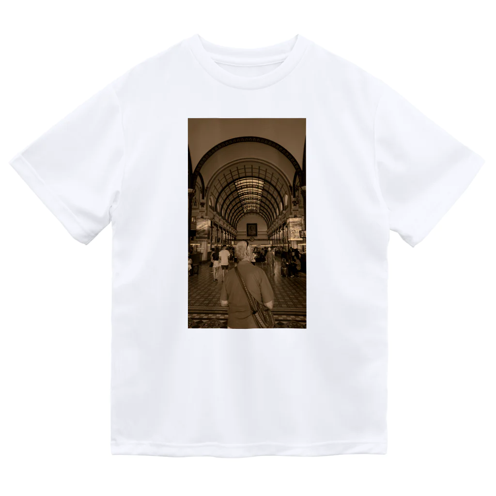 nrmhbのサイゴン中央郵便局 Dry T-Shirt