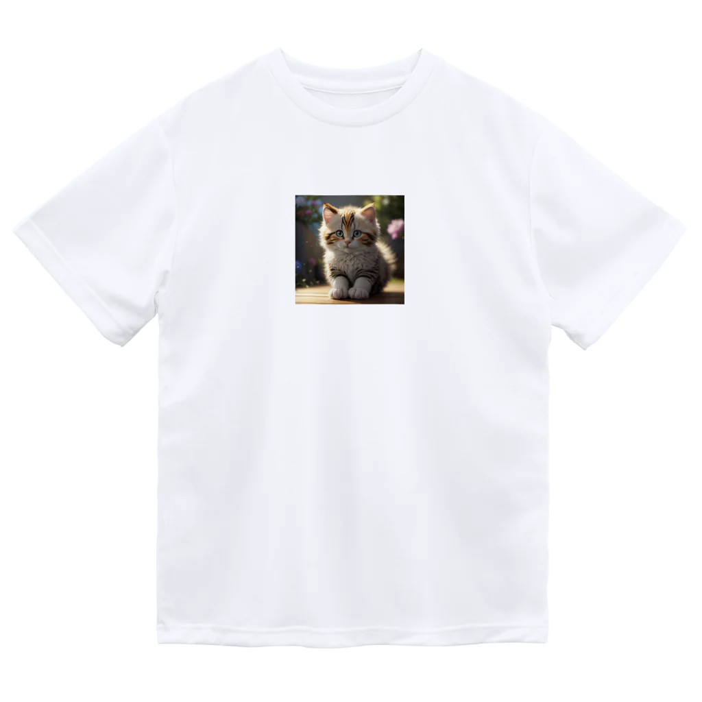 moonshine_fukurouの愛くるしい猫目線 ドライTシャツ