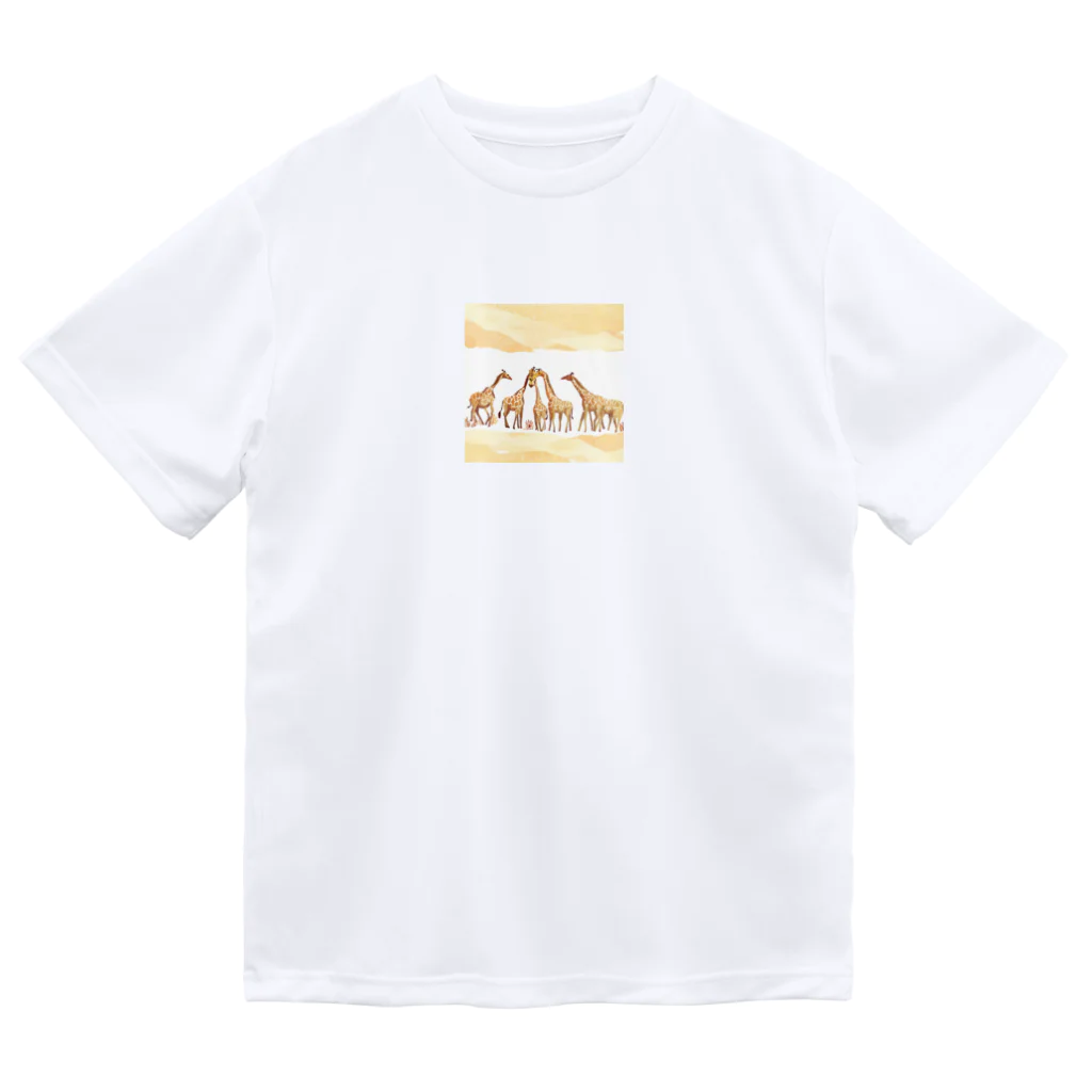 Tina97710のサバンナジラフ Dry T-Shirt