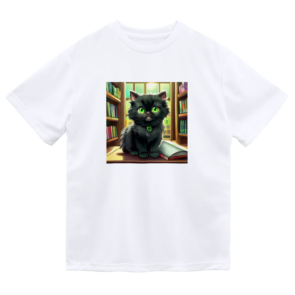 yoiyononakaの図書室の黒猫01 ドライTシャツ