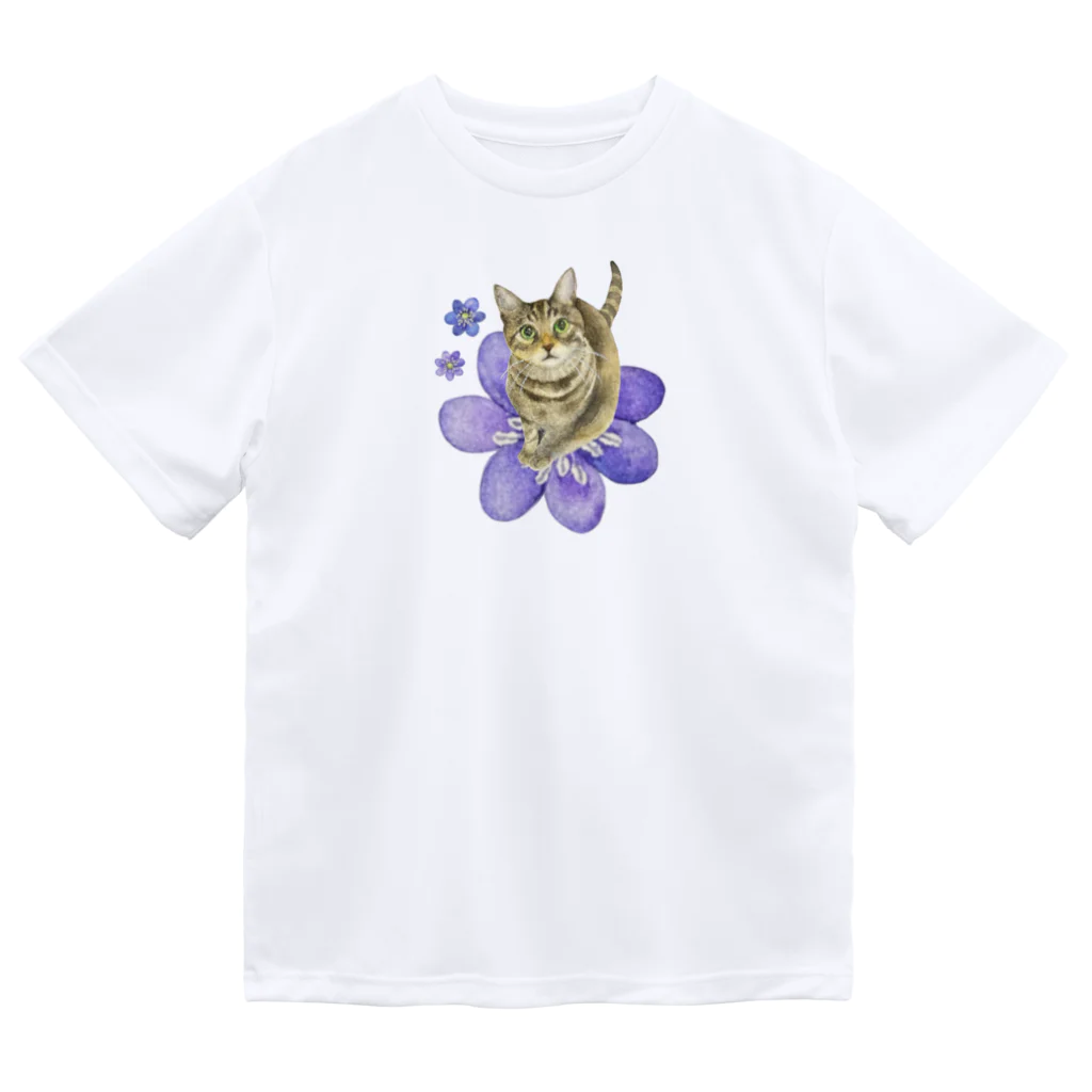 猫が好きすぎる絵描き　キジシマ ミキのキジトラくんミスミソウに乗る Dry T-Shirt